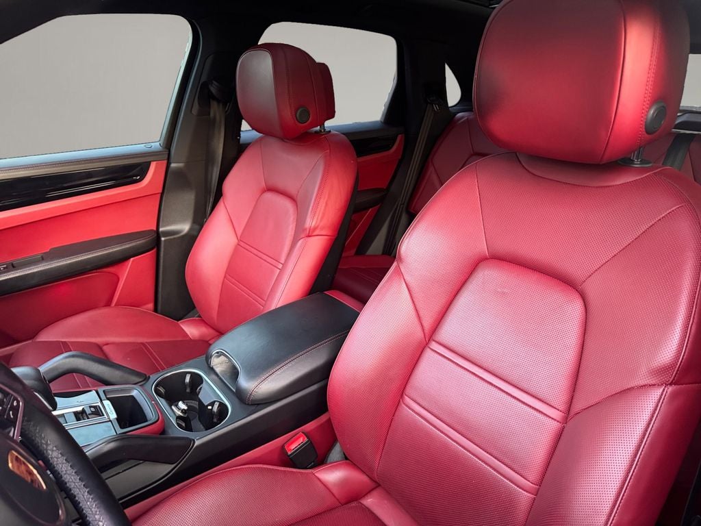 2020 Porsche Cayenne Base