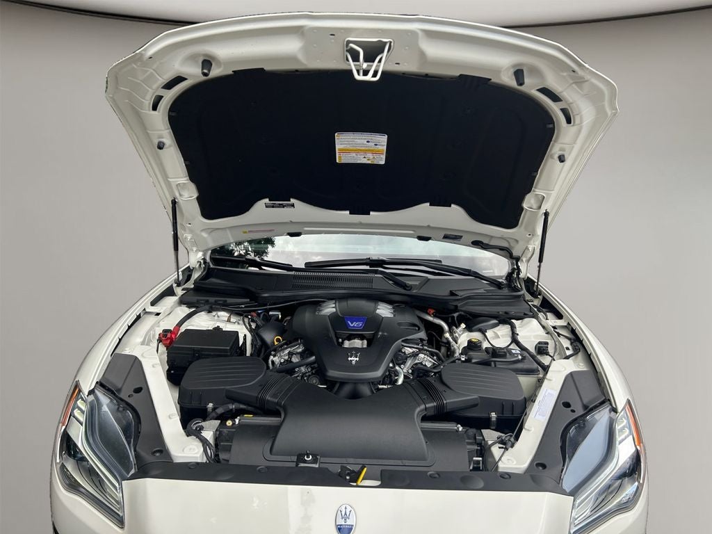 2024 Maserati Quattroporte Modena Ultima Q4