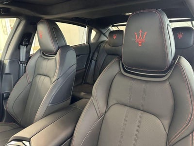 2024 Maserati Quattroporte Modena Ultima Q4