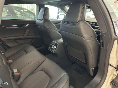 2024 Maserati Quattroporte Modena Ultima Q4