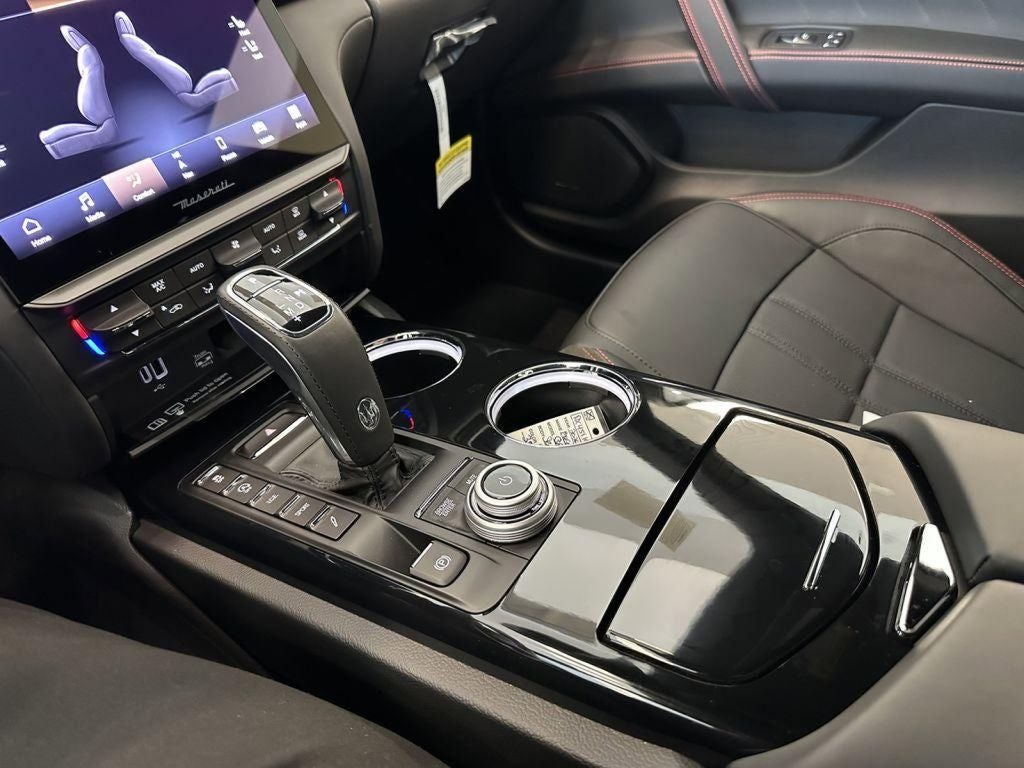2024 Maserati Quattroporte Modena Ultima Q4