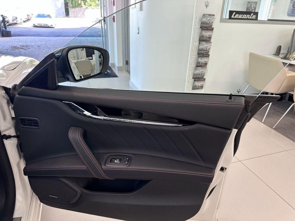 2024 Maserati Quattroporte Modena Ultima Q4