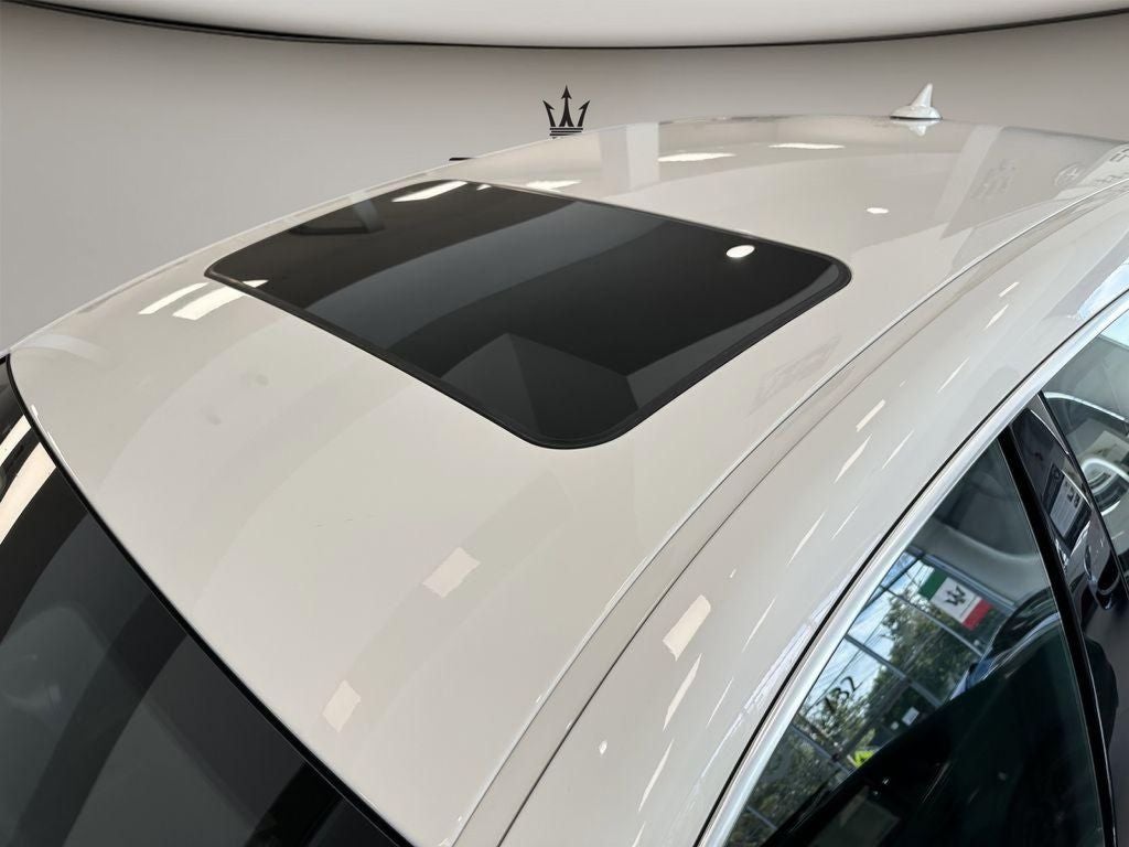 2024 Maserati Quattroporte Modena Ultima Q4