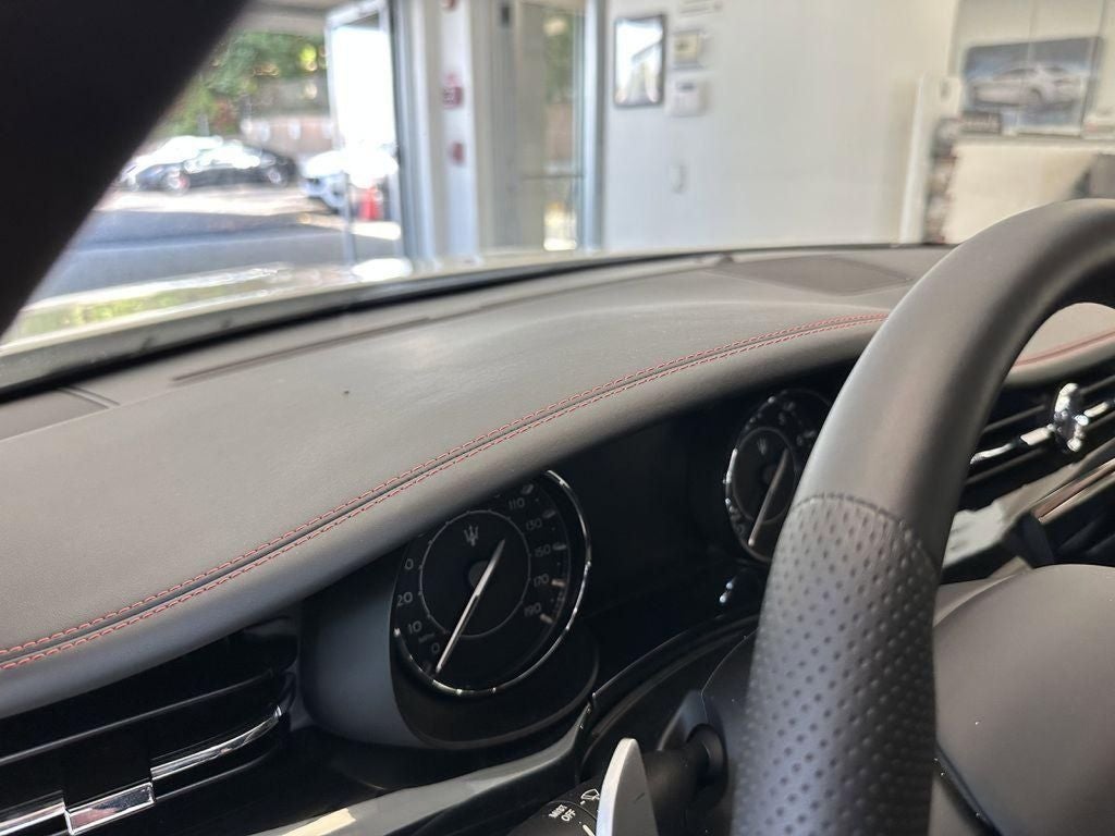 2024 Maserati Quattroporte Modena Ultima Q4