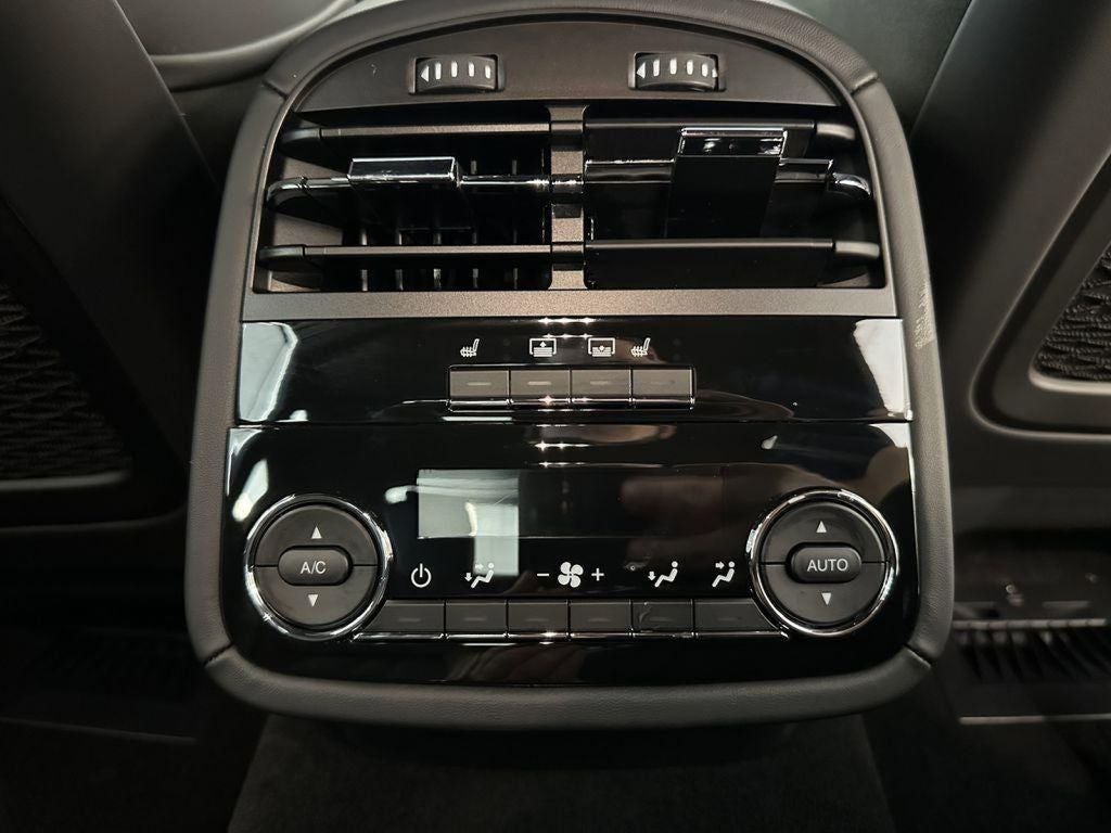 2024 Maserati Quattroporte Modena Ultima Q4