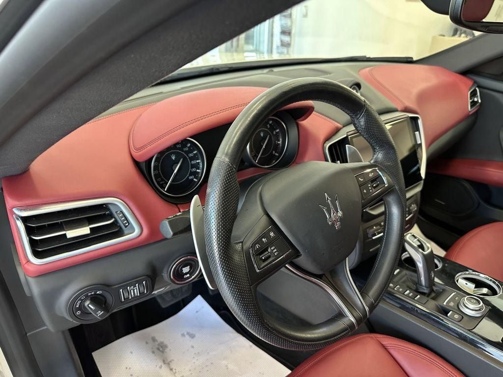 2023 Maserati Ghibli Modena Q4