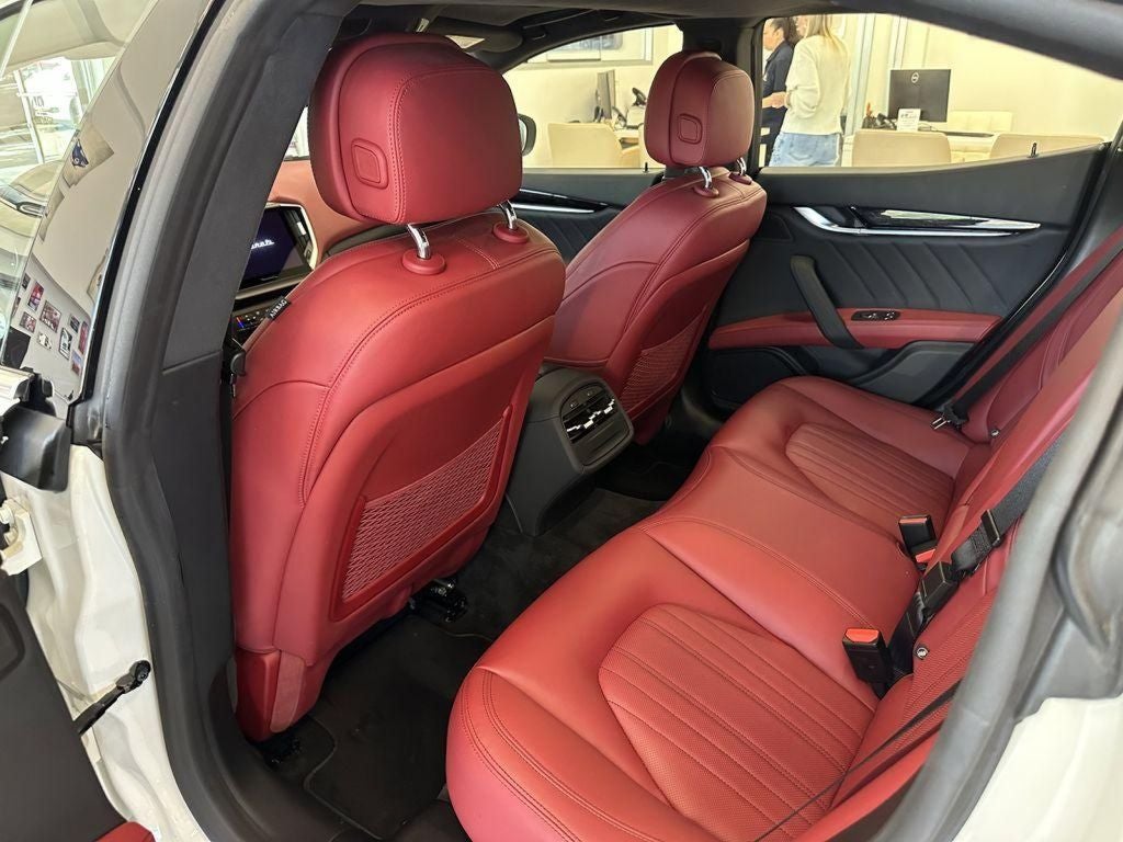 2023 Maserati Ghibli Modena Q4