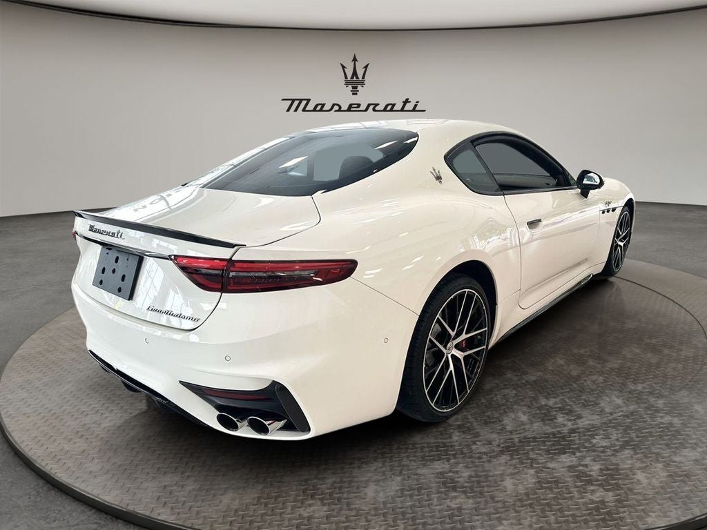2024 Maserati GranTurismo Trofeo