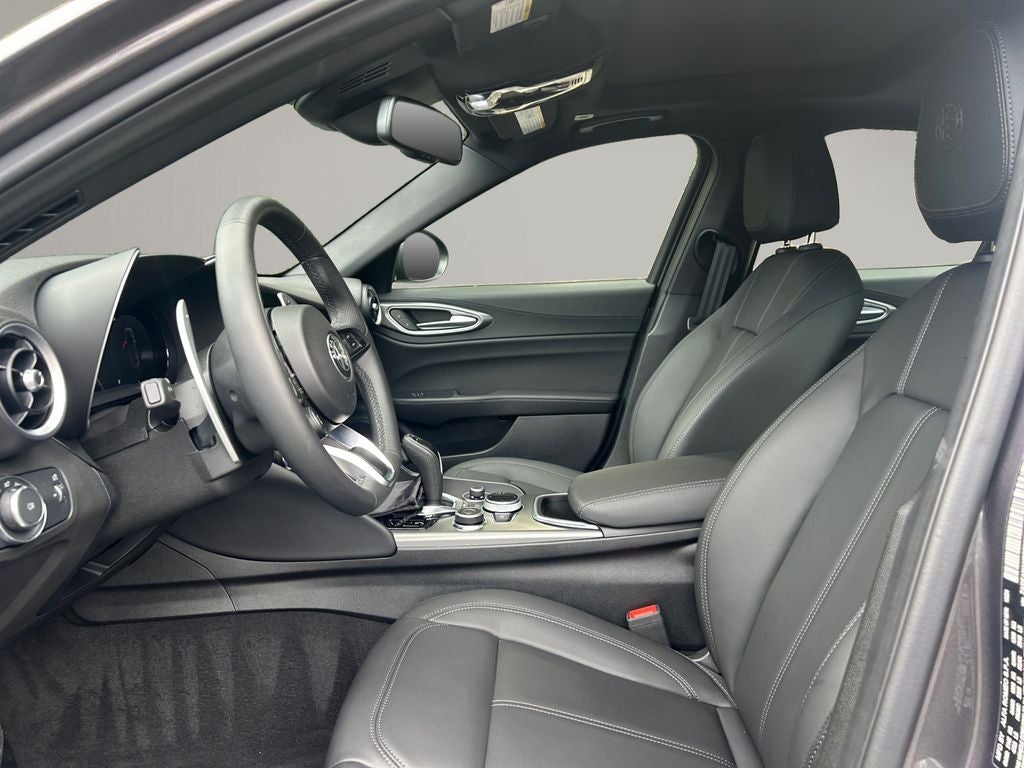 2025 Alfa Romeo Giulia AWD