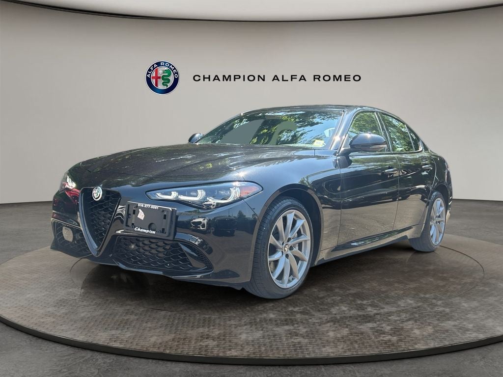 2025 Alfa Romeo Giulia Giulia AWD's photo