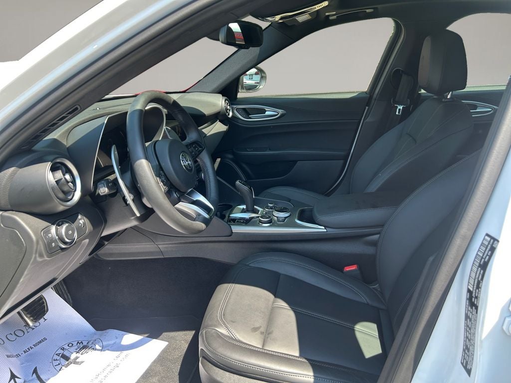 2025 Alfa Romeo Giulia AWD