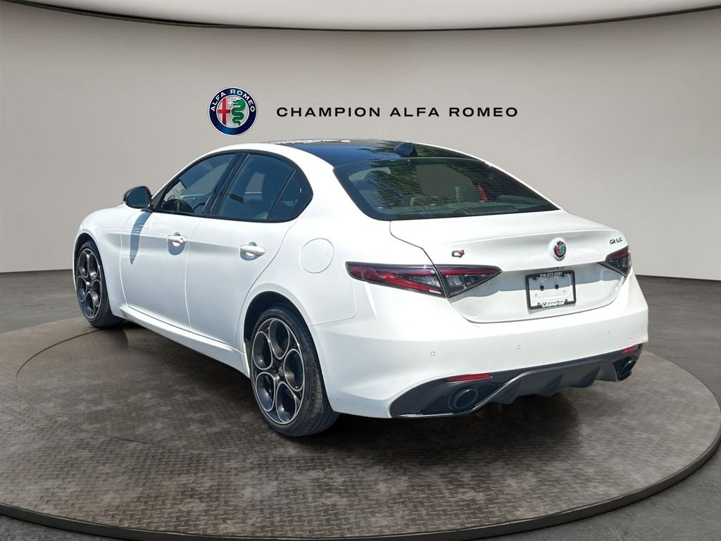 2025 Alfa Romeo Giulia AWD