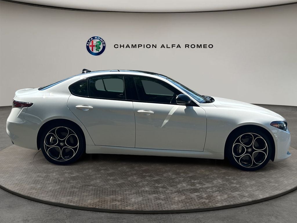 2025 Alfa Romeo Giulia AWD
