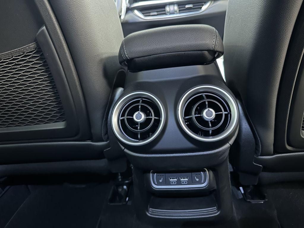 2025 Alfa Romeo Stelvio STELVIO AWD