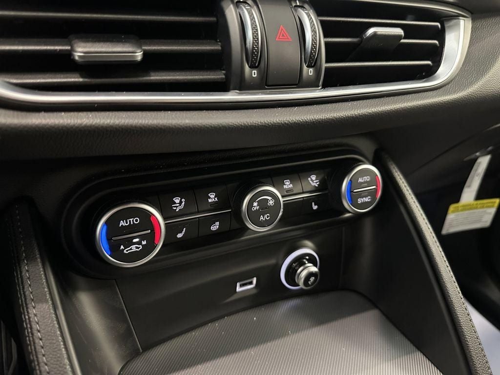 2025 Alfa Romeo Stelvio STELVIO AWD