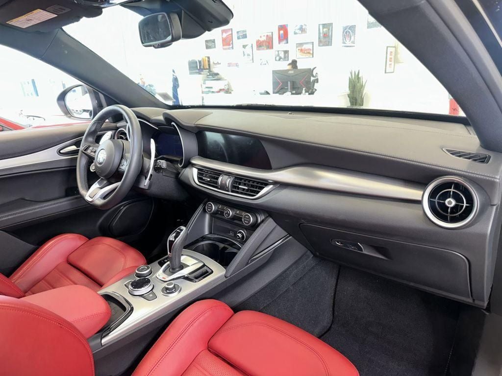 2024 Alfa Romeo Stelvio Veloce AWD