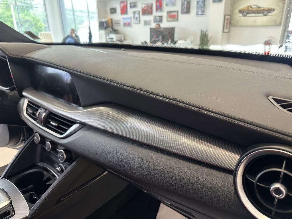 2024 Alfa Romeo Stelvio Veloce AWD