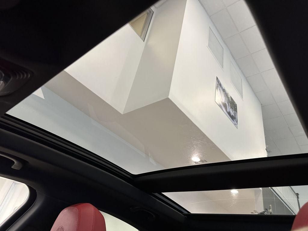 2024 Alfa Romeo Stelvio Veloce AWD