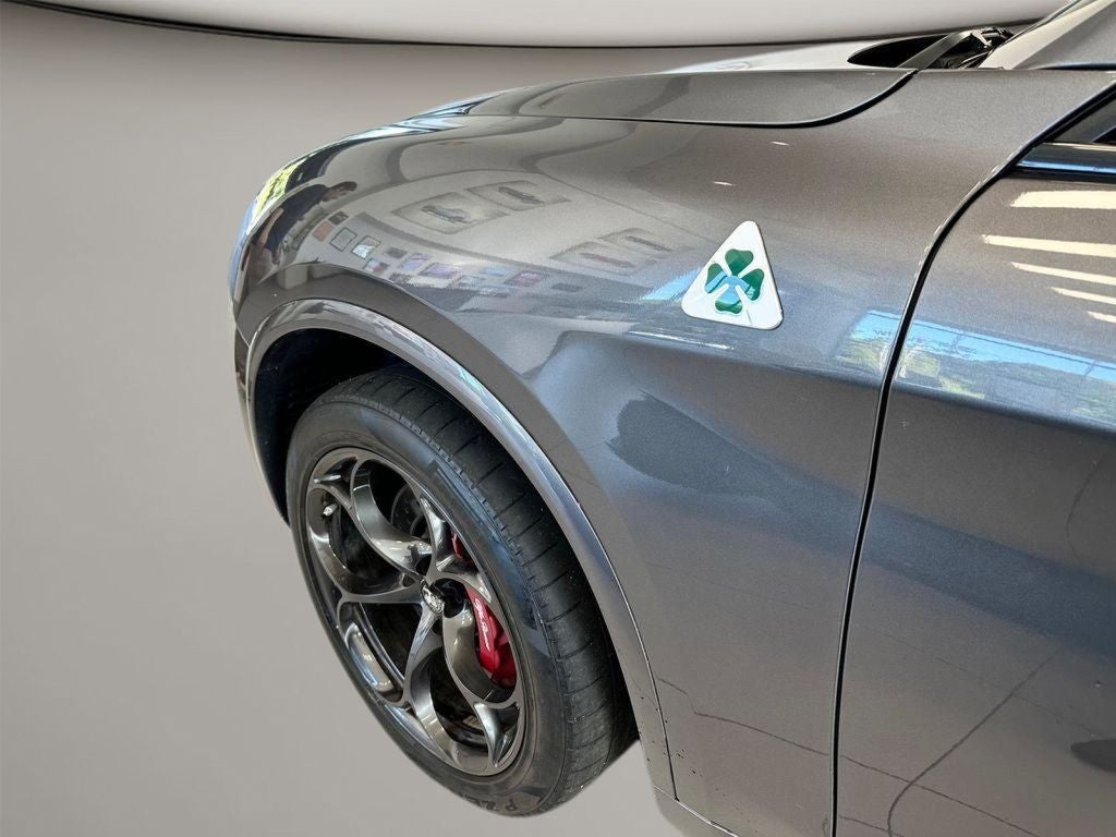 2023 Alfa Romeo Stelvio Quadrifoglio AWD