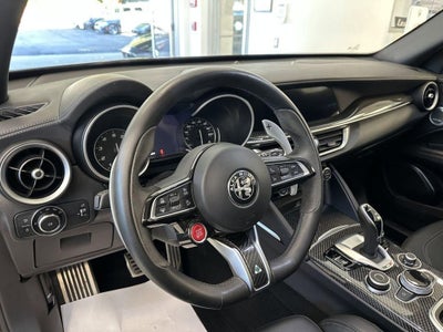 2023 Alfa Romeo Stelvio Quadrifoglio AWD