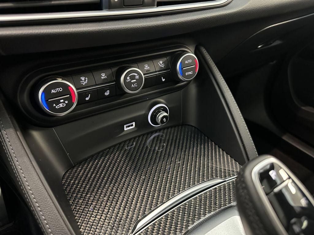 2023 Alfa Romeo Stelvio Quadrifoglio AWD