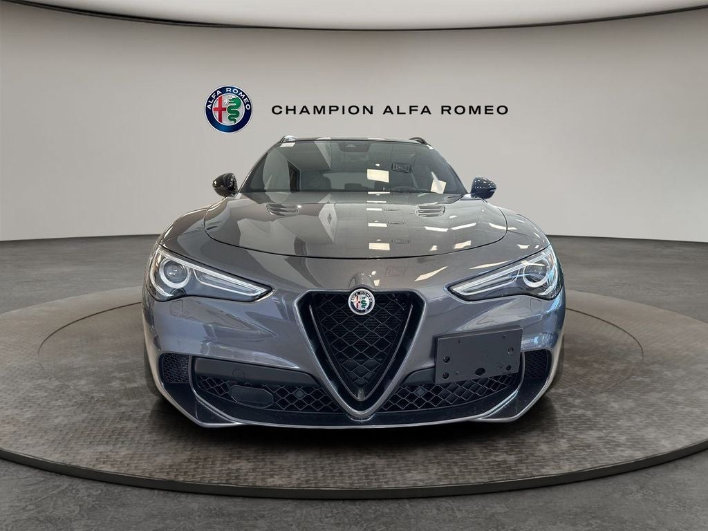 2023 Alfa Romeo Stelvio Quadrifoglio AWD