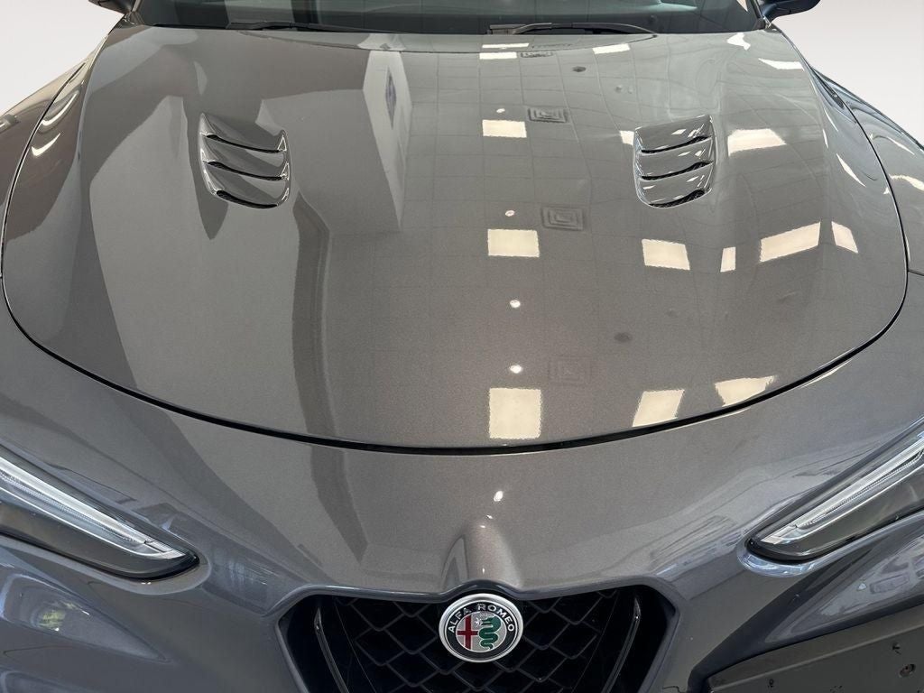 2023 Alfa Romeo Stelvio Quadrifoglio AWD