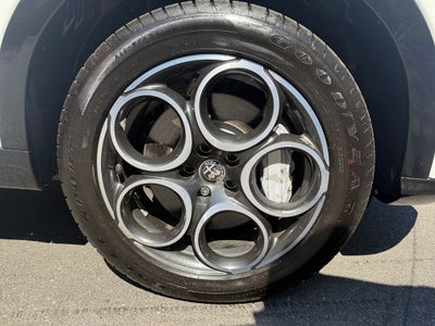 2025 Alfa Romeo Tonale Hybrid EAWD