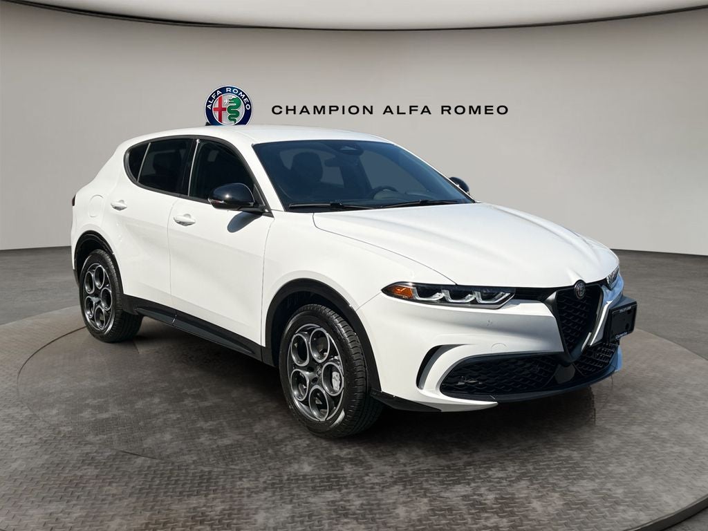 2025 Alfa Romeo Tonale Hybrid EAWD