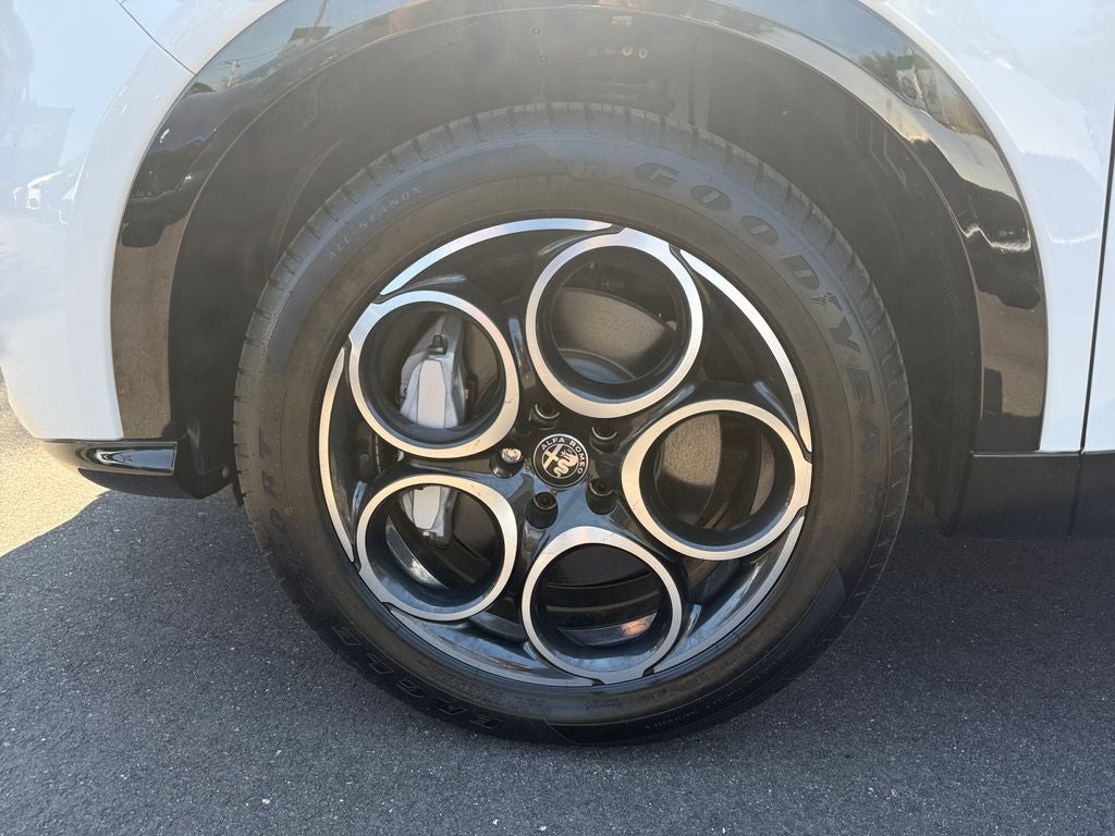 2025 Alfa Romeo Tonale Hybrid EAWD