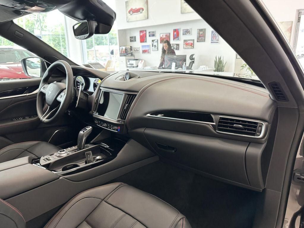 2024 Maserati Levante GT Ultima