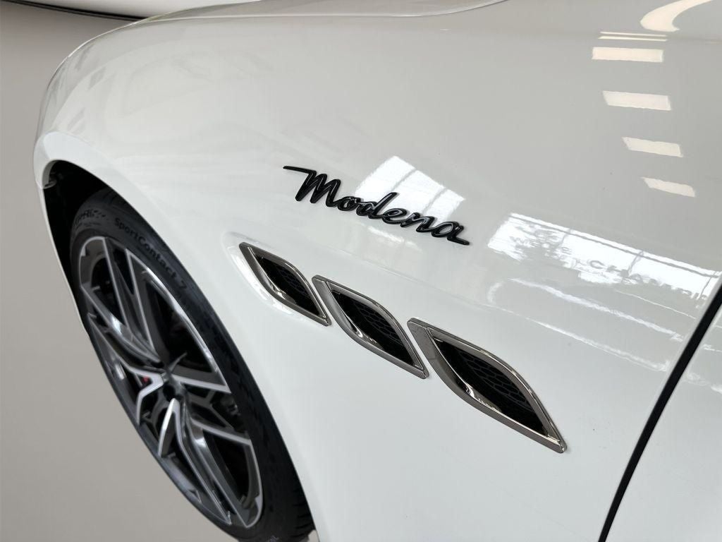 2024 Maserati Quattroporte Modena