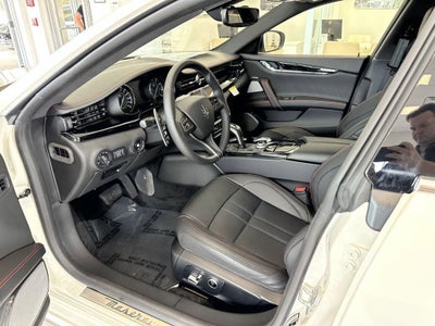 2024 Maserati Quattroporte Modena