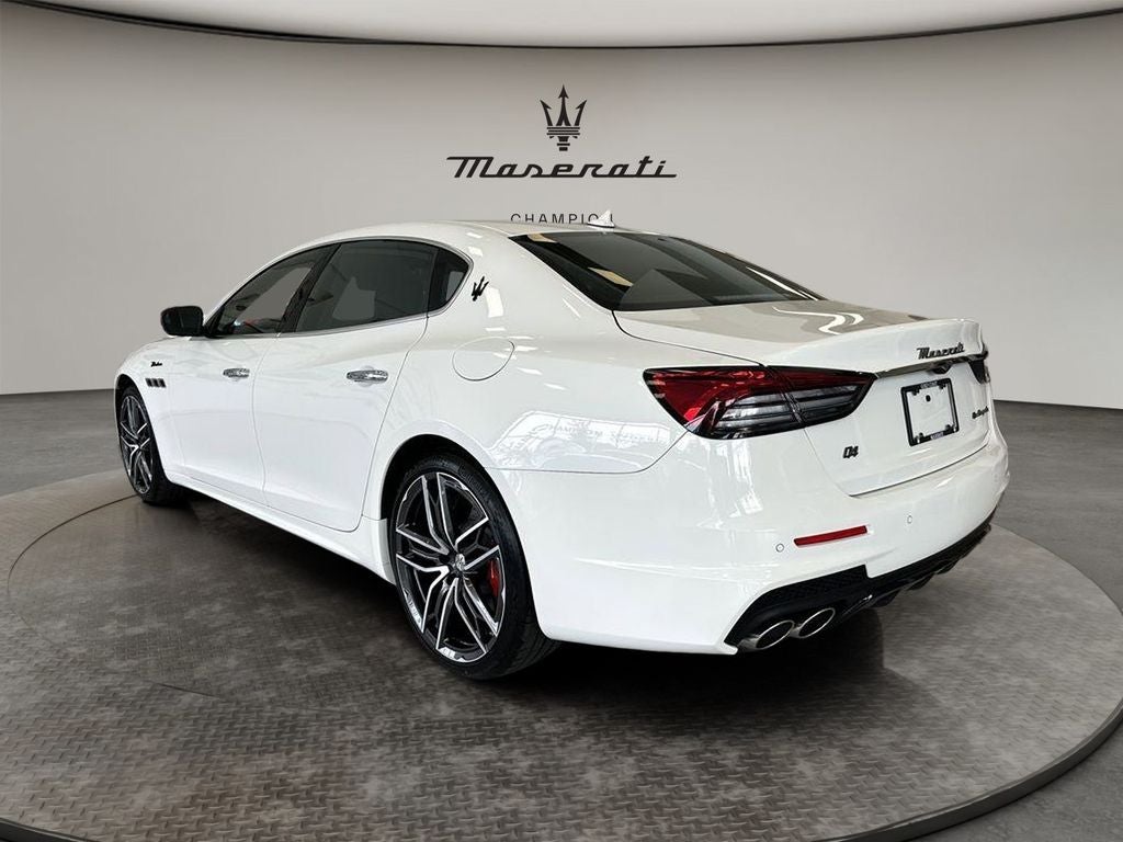 2024 Maserati Quattroporte Modena