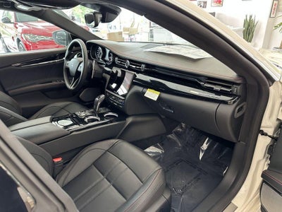 2024 Maserati Quattroporte Modena