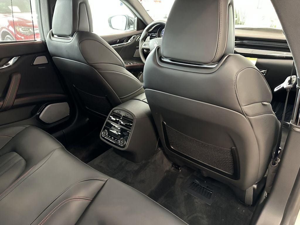 2024 Maserati Quattroporte Modena