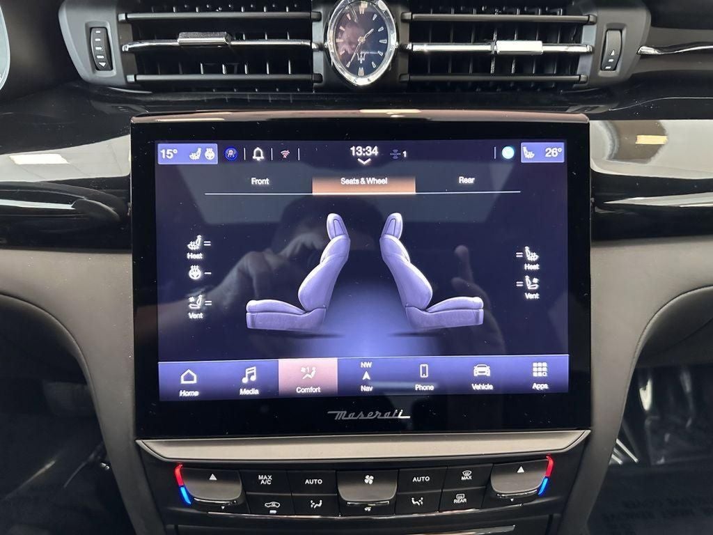 2024 Maserati Quattroporte Modena
