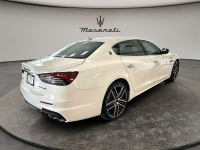 2024 Maserati Quattroporte Modena