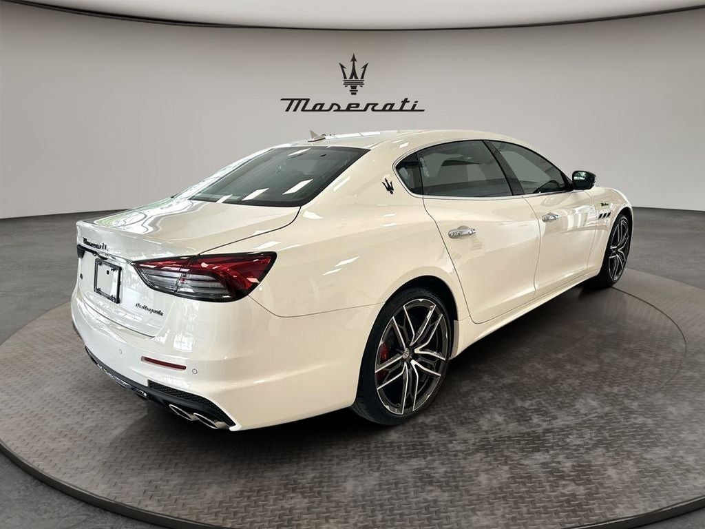 2024 Maserati Quattroporte Modena