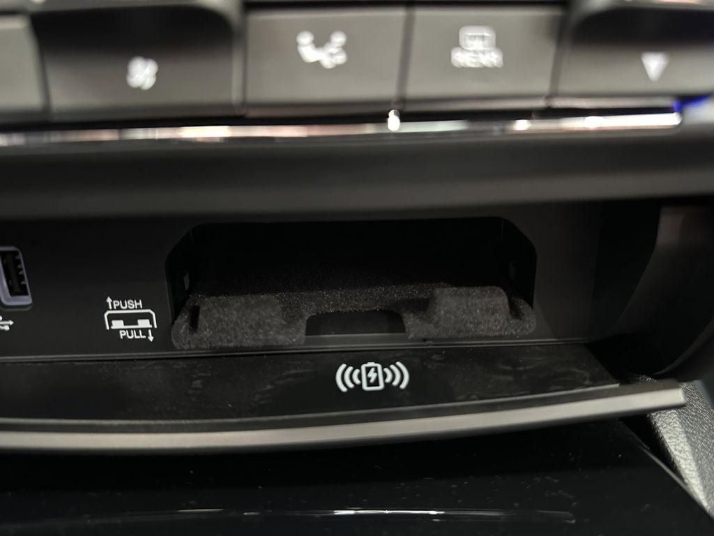 2024 Maserati Quattroporte Modena