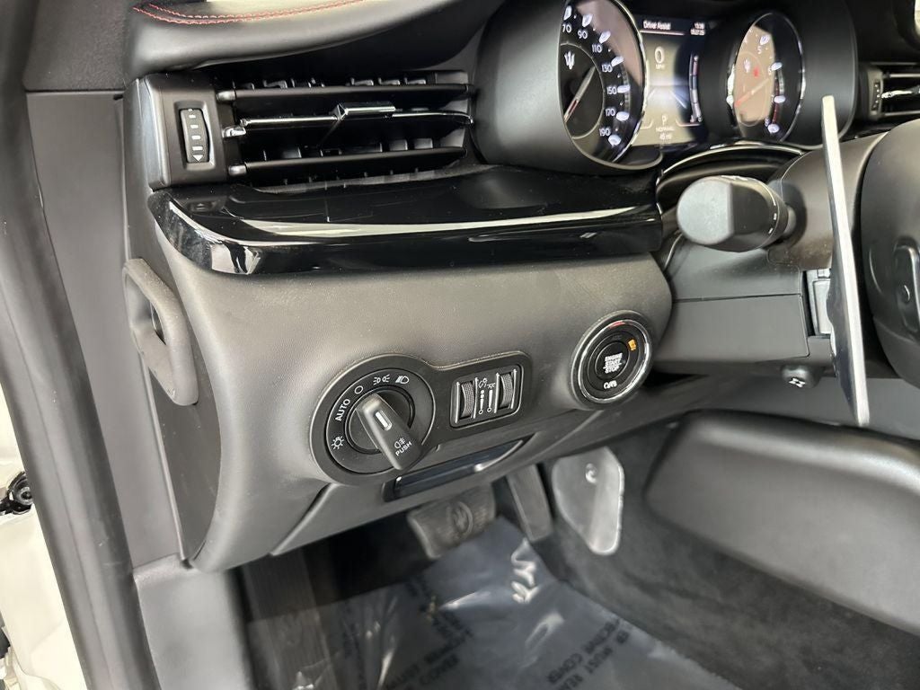 2024 Maserati Quattroporte Modena