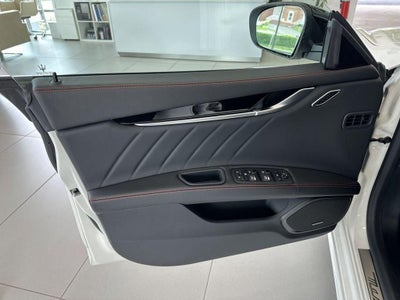 2024 Maserati Ghibli Modena