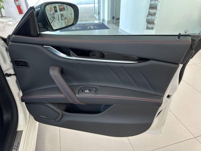 2024 Maserati Ghibli Modena