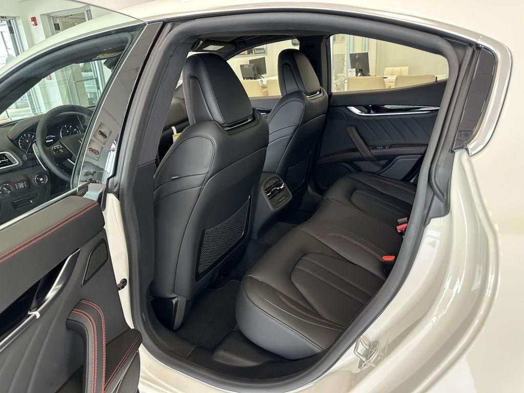 2024 Maserati Ghibli Modena