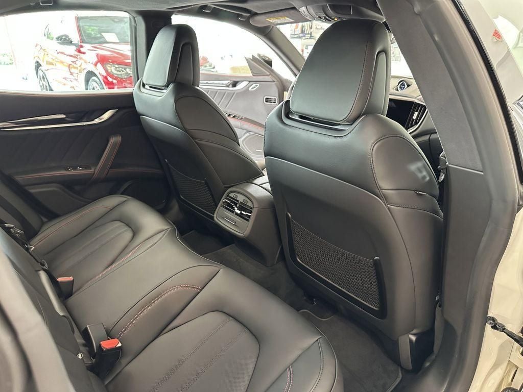 2024 Maserati Ghibli Modena
