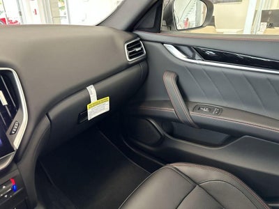 2024 Maserati Ghibli Modena