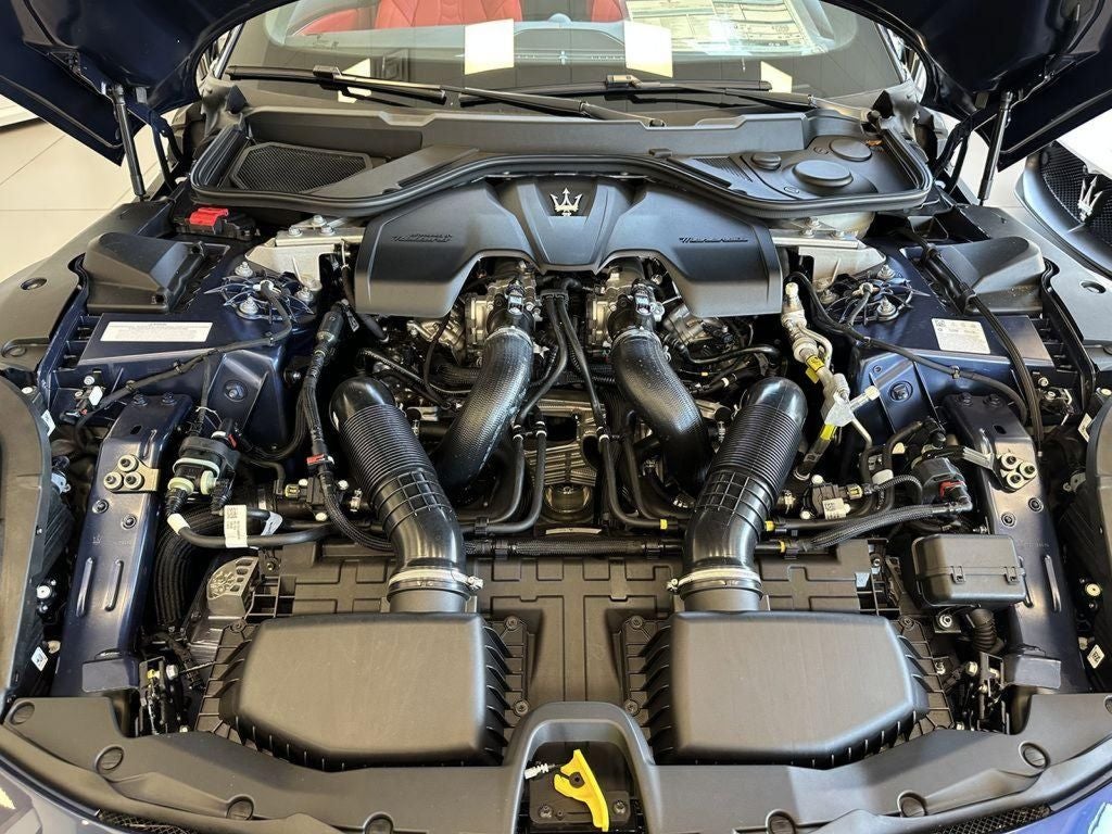 2026 Maserati GranCabrio Base