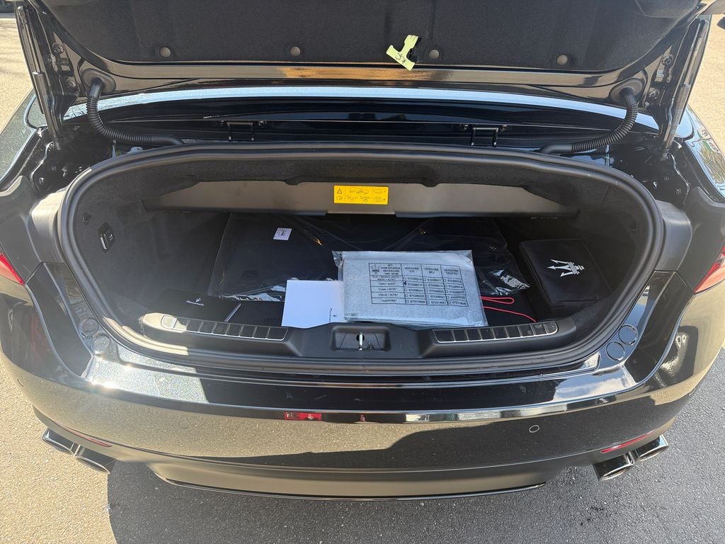 2026 Maserati GranCabrio Base