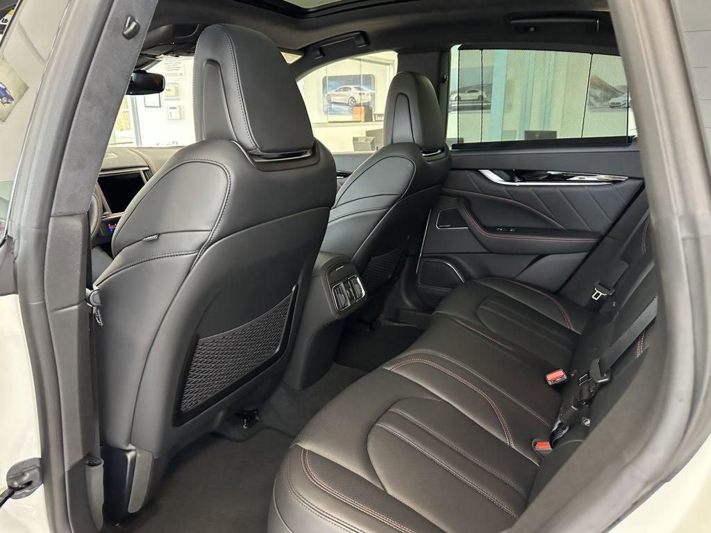 2024 Maserati Levante Modena