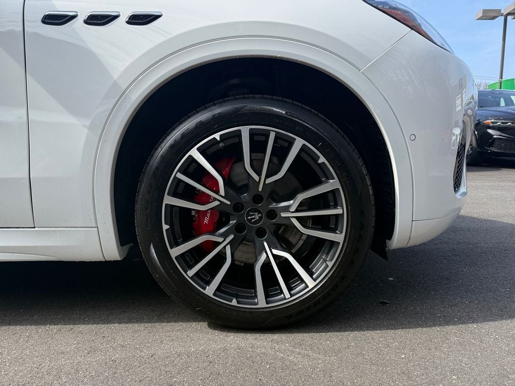 2025 Maserati Grecale Base